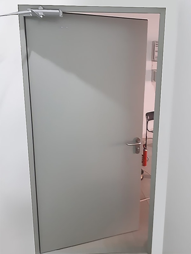 Огнестойкая дверь, фото изнутри (г. Королёв, ул. Горького, 14г) Огнестойкая дверь, фото изнутри (г. Королёв, ул. Горького, 14г)