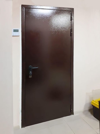 Огнестойкая дверь вид снаружи Огнестойкая дверь вид снаружи