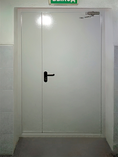 Полуторная дверь EI 60 в спорт. школе (ул. Лобненская, 13а) Полуторная дверь EI 60 в спорт. школе (ул. Лобненская, 13а)