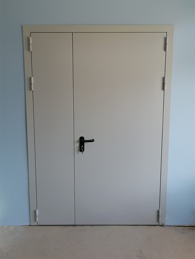 Полуторопольная дверь для школы (г. Ступино) Полуторопольная дверь для школы (г. Ступино)