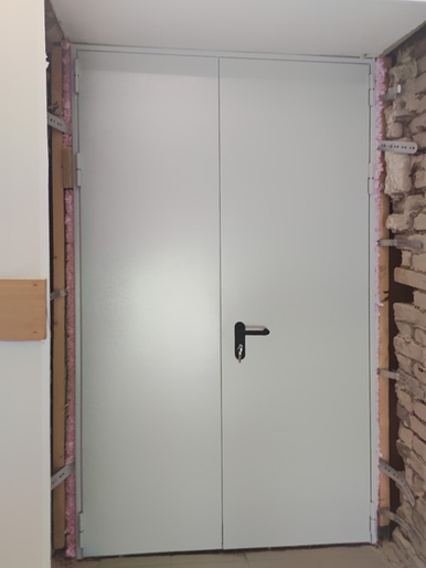 Дверь для судебного участка (ул. 15-я Парковая) Дверь для судебного участка (ул. 15-я Парковая)