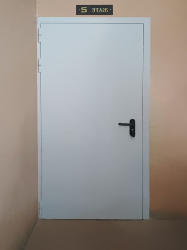 Фото внешней стороны двери (ул. Касимовская) Фото внешней стороны двери (ул. Касимовская)