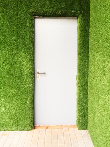 Однопольная дверь белого цвета Однопольная дверь белого цвета