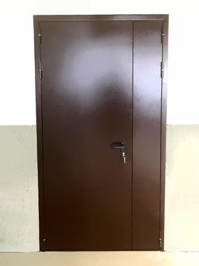 Полуторная дверь