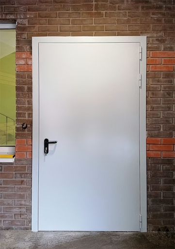 Противопожарная дверь (м-н Сходня, ул. Ленинградская) Противопожарная дверь (м-н Сходня, ул. Ленинградская)