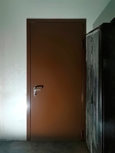 Противопожарная глухая дверь (консульство, ул. Гончарная, 14)