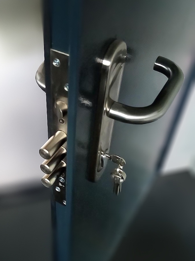 Противопожарный замок (строящееся здание, ул. Косыгина, 30) Противопожарный замок (строящееся здание, ул. Косыгина, 30)