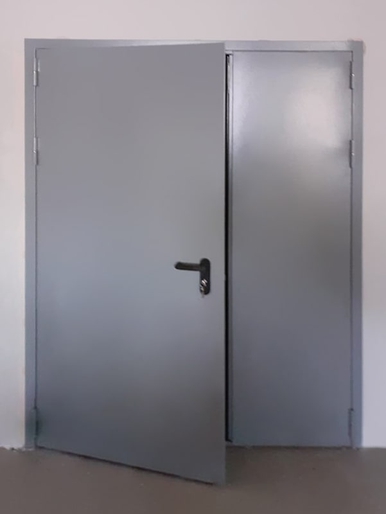 Распашная дверь для торгового центра Распашная дверь для торгового центра