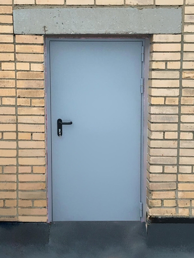 Серая огнезащитная дверь (ул. Судостроительная) Серая огнезащитная дверь (ул. Судостроительная)