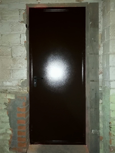 Выход на крышу БЦ, вид изнутри (ул. Рочдельская, 15) Выход на крышу БЦ, вид изнутри (ул. Рочдельская, 15)